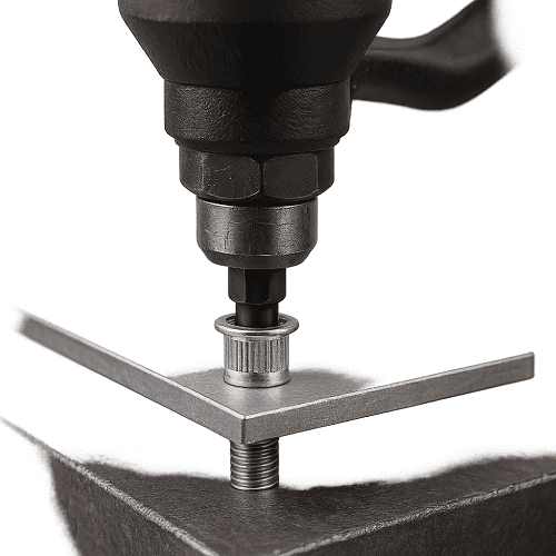 Какие преимущества у заклёпок-гаек перед другими методами